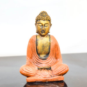 Buddha szobor | Arany-narancs lepellel | Meditál