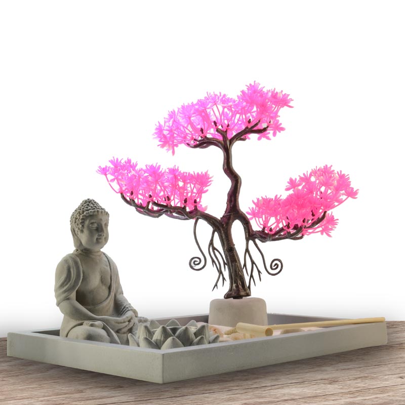 Asztali zen kert Buddha szoborral, rózsaszín cseresznyefával